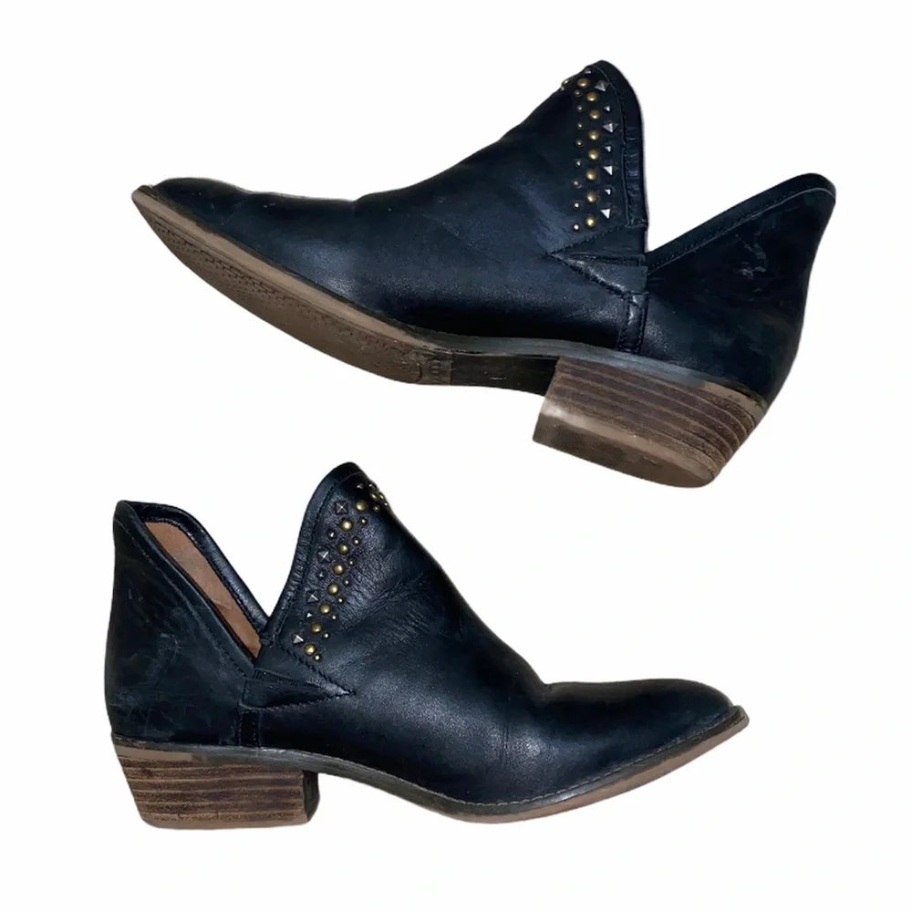 Lucky Brand Black Kendy Studded Ankle Boots Booties sz 10